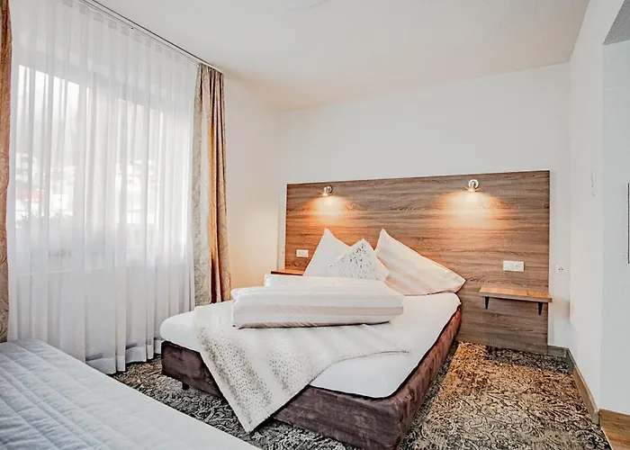 Apartments Leszek Elis 141