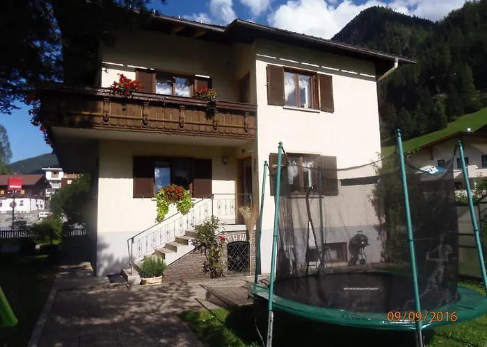 Apartments Leszek Elis 141