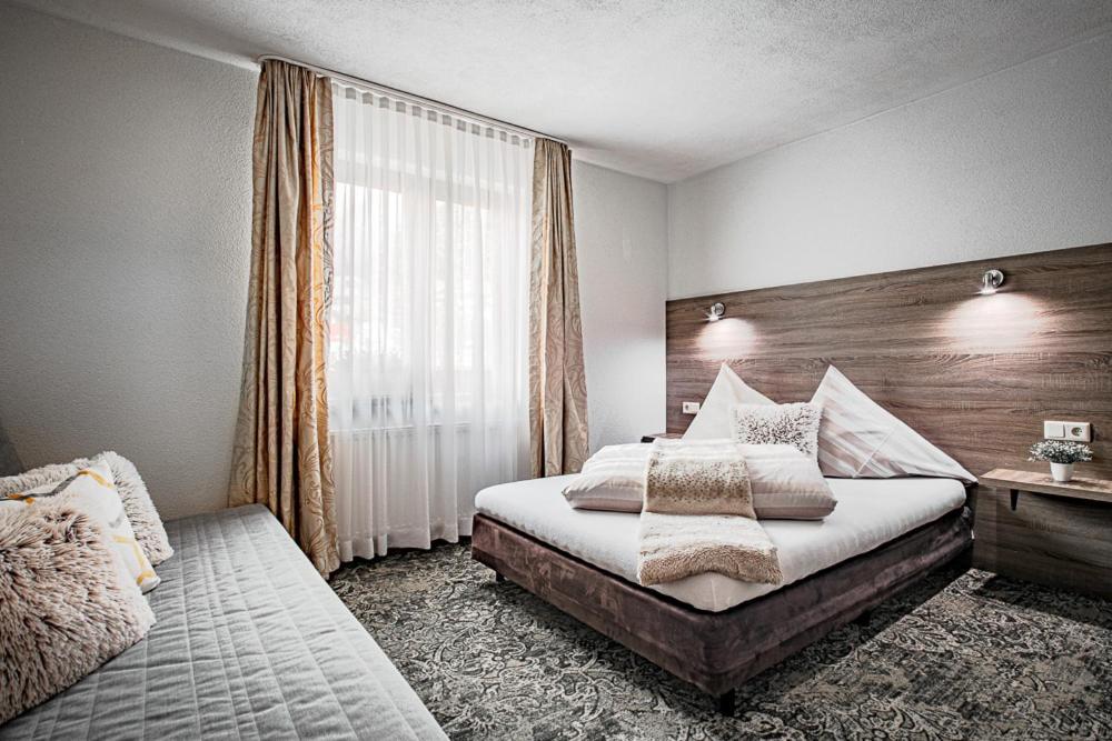 Leszek Elis 141 Apartament