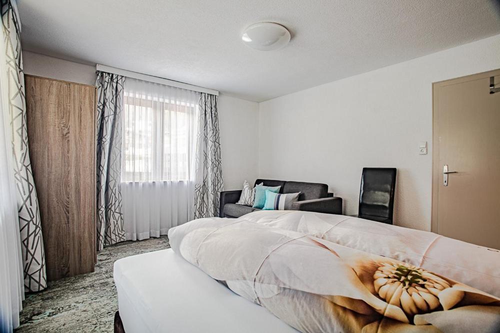 Leszek Elis 141 Apartament See